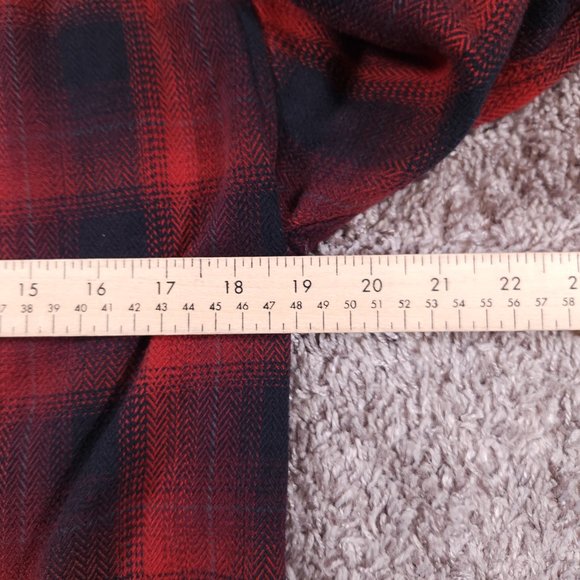 Royal Robbins Button Shirt Mens Small Long Sleeve Flannel Plaid Red Black Warm - Picture 4 of 13